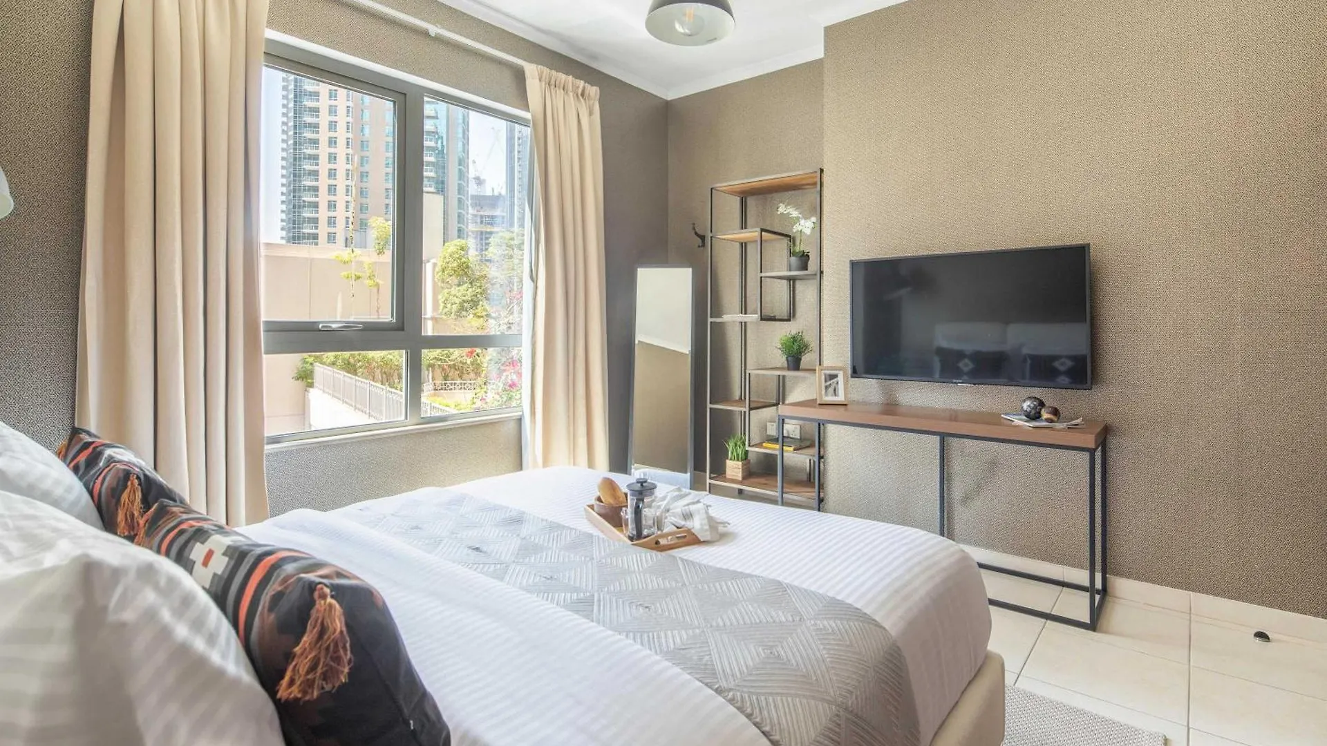 Frank Porter - The Residences 5 Dubaj Apartmán
